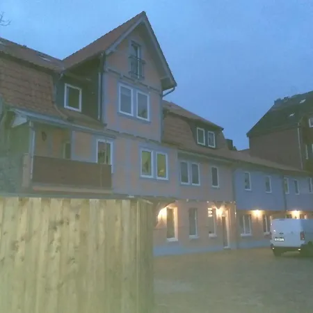 Апартаменты Familienappartments- Fewo's Ahrend